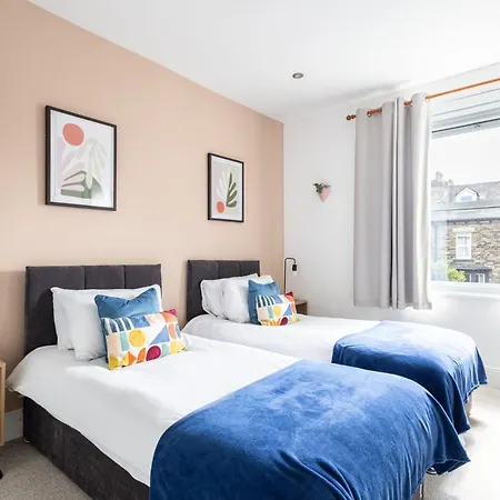 Semesterbostad Host & - Grove Road *